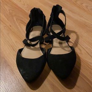 Cute black strappy flats